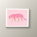 Leopardo Dorado en Rosa | Cuadro decorativo de Monkey Canvas