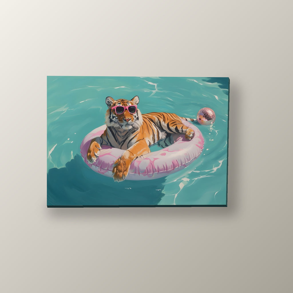 Tigre de Vacaciones en la Alberca | Cuadro decorativo de Monkey Canvas