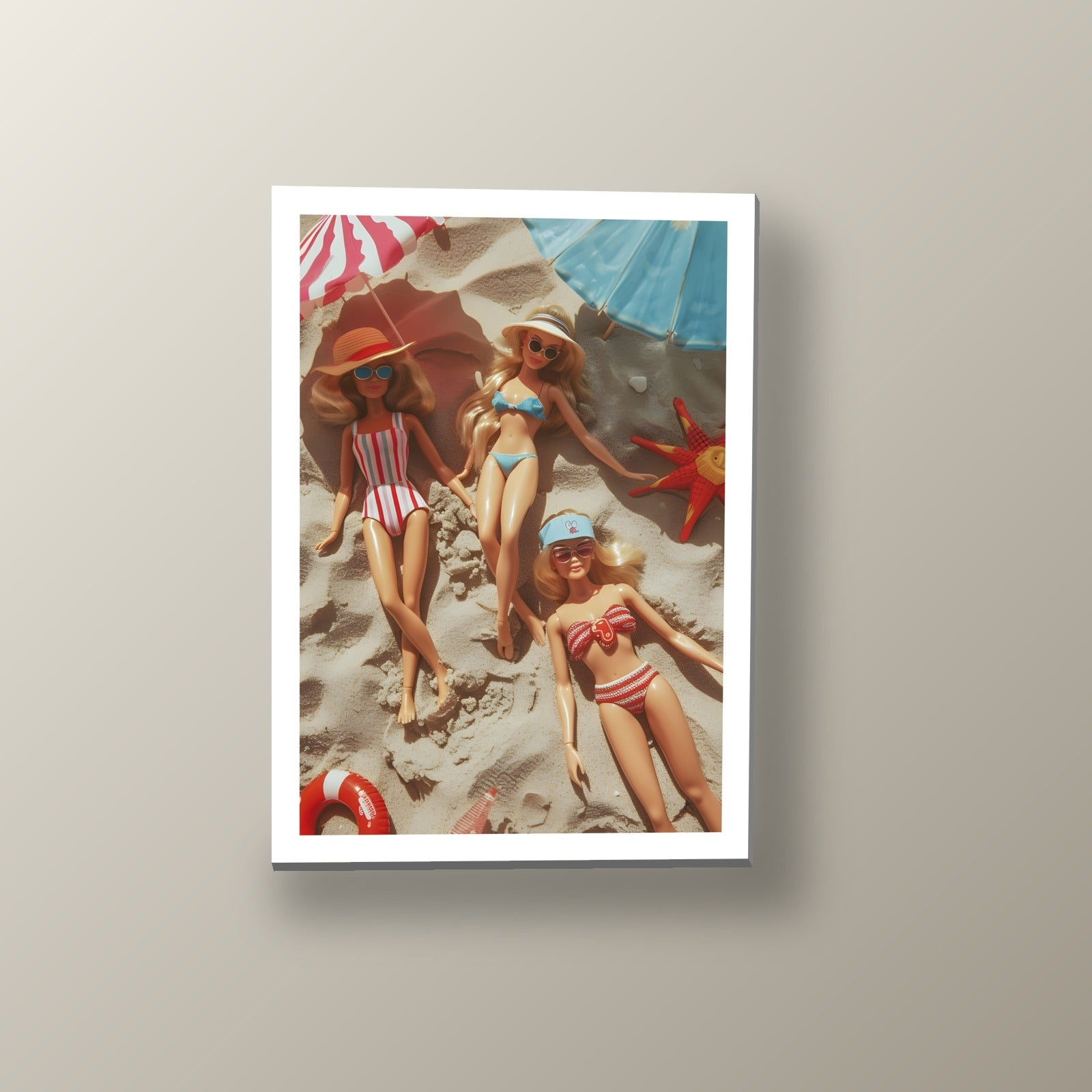 Playa de Muñecas | Cuadro decorativo de Monkey Canvas