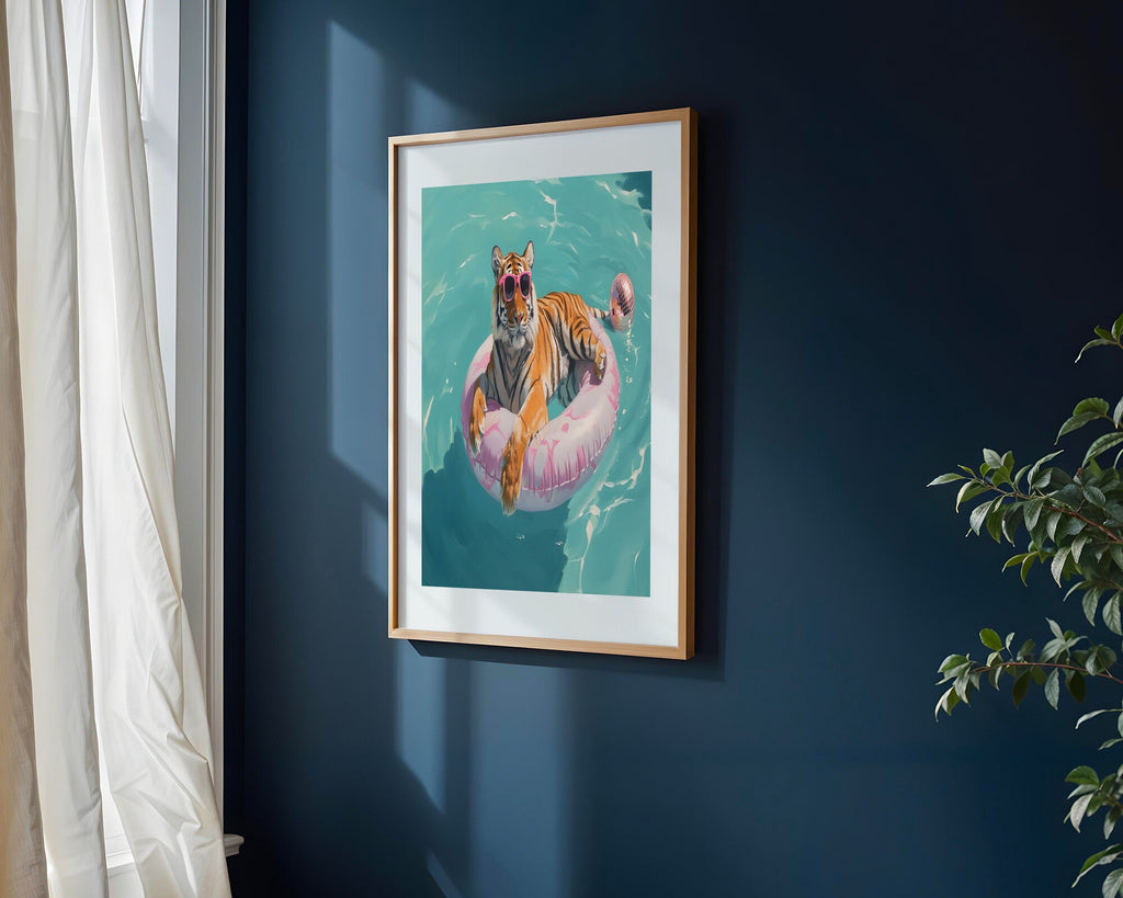 Tigre de Vacaciones en la Alberca | Cuadro decorativo de Monkey Canvas