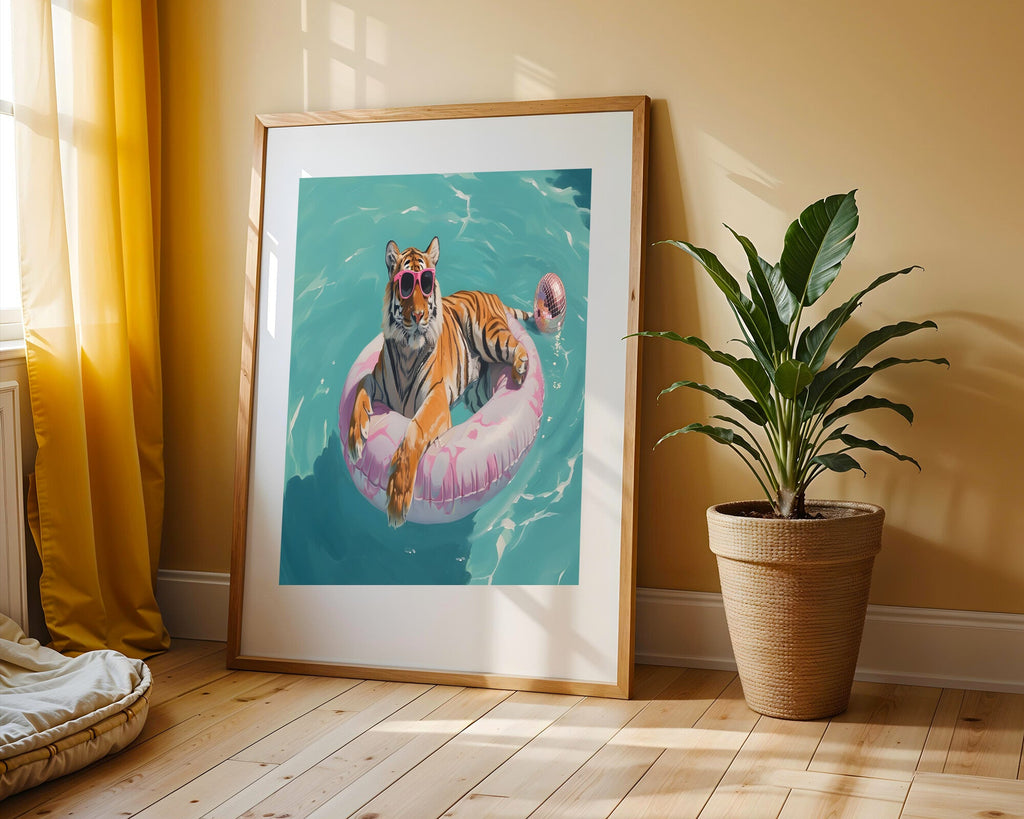 Tigre de Vacaciones en la Alberca | Cuadro decorativo de Monkey Canvas