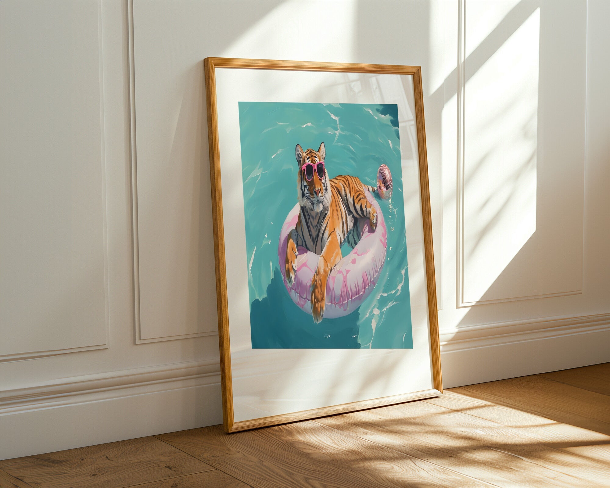 Tigre de Vacaciones en la Alberca | Cuadro decorativo de Monkey Canvas