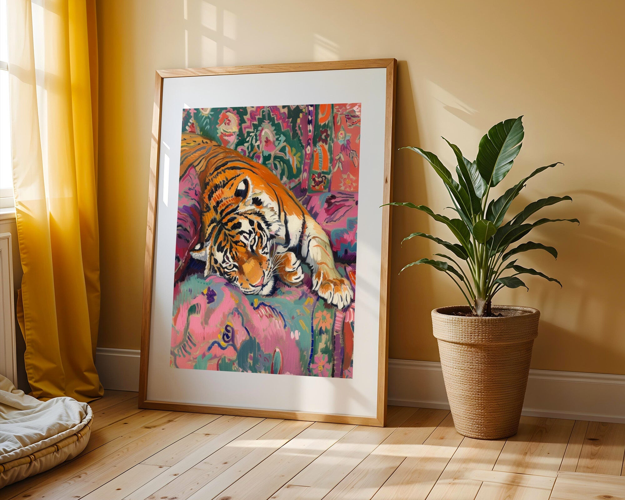 Tigre en el Diván | Cuadro decorativo de Monkey Canvas