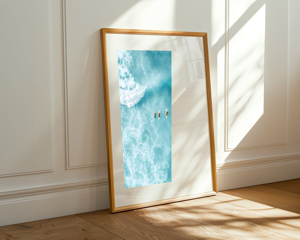 Trío en Aguas Turquesas | Cuadro decorativo de Monkey Canvas