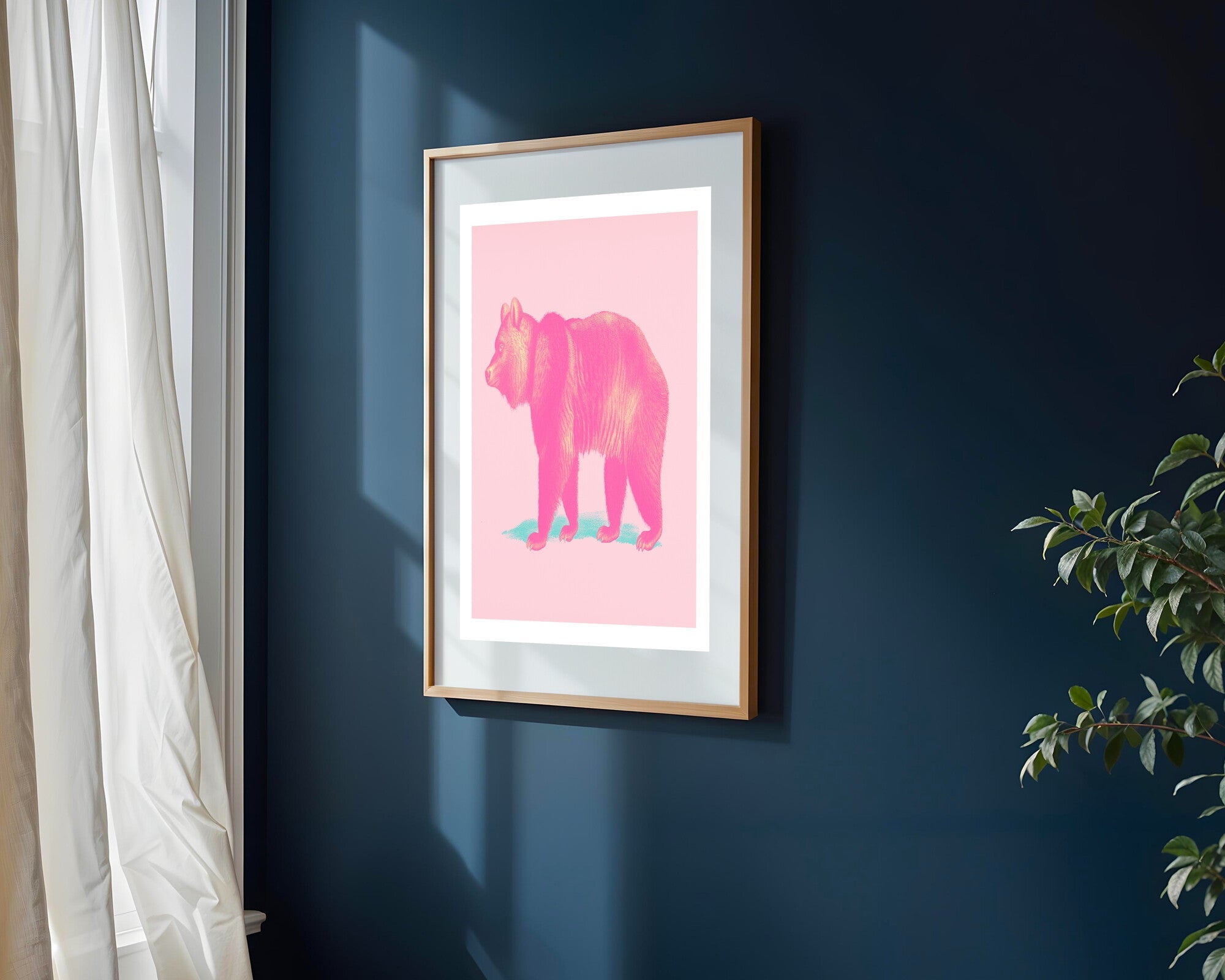 Oso Dorado en Rosa | Cuadro decorativo de Monkey Canvas