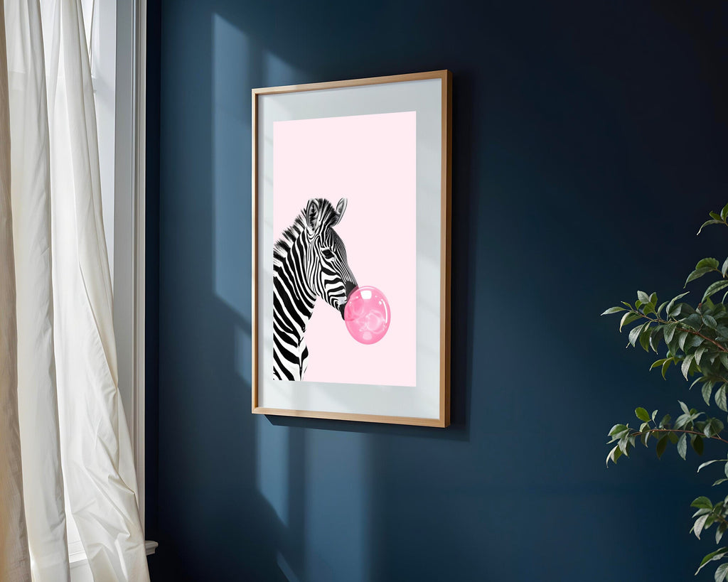 Cebra con Chicle Rosa | Cuadro decorativo de Monkey Canvas