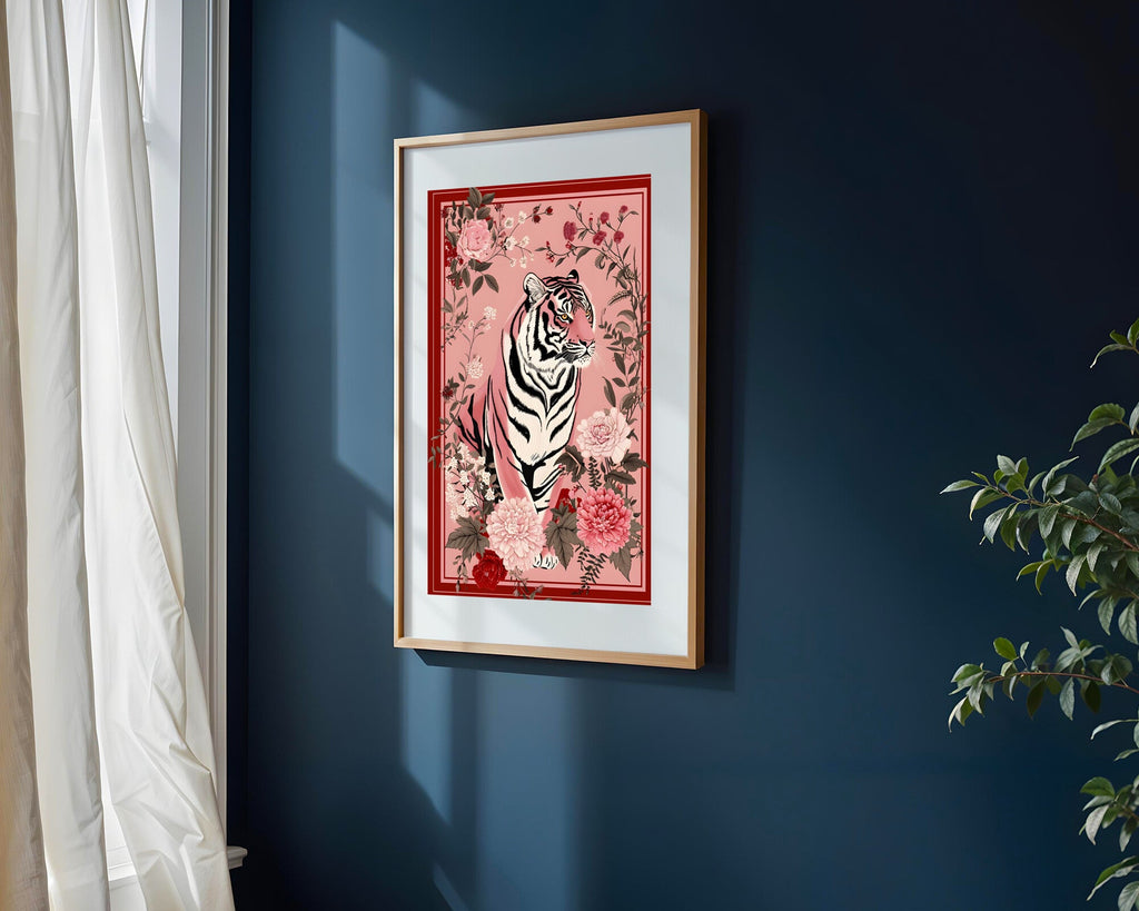 Tigre Rosa entre Peonias | Cuadro decorativo de Monkey Canvas