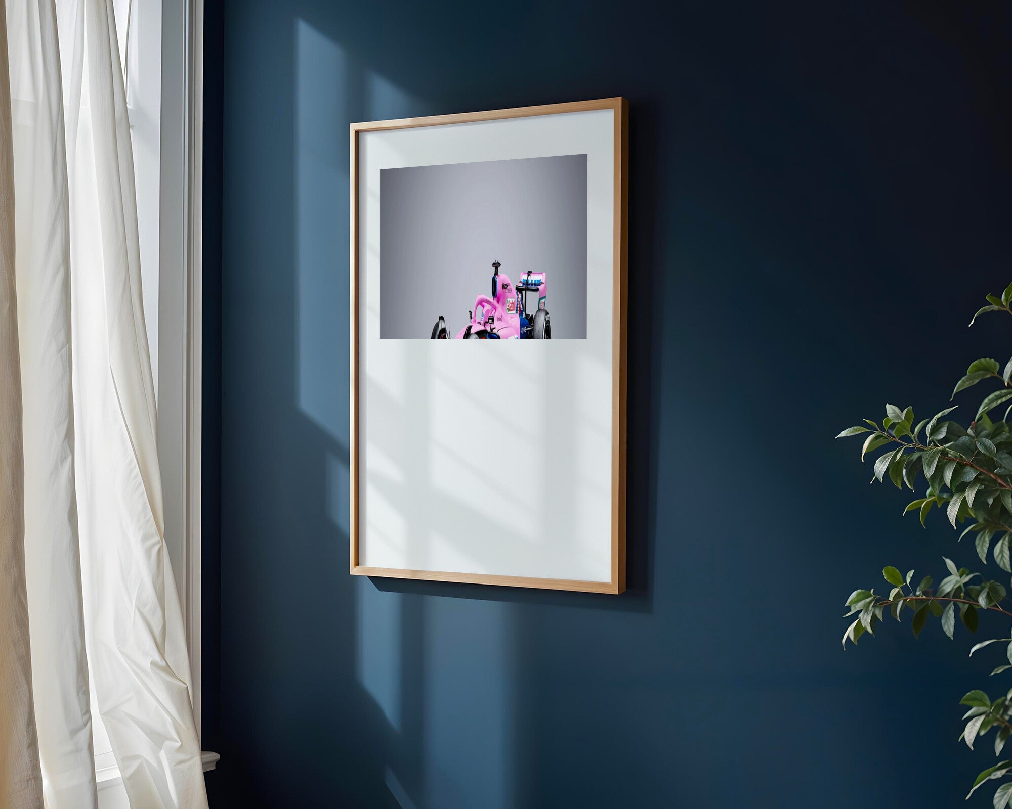 Alpine Rosa en Pista | Cuadro decorativo de Monkey Canvas